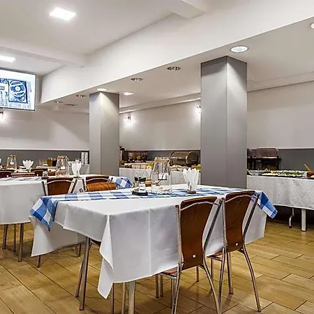 Hotel Olivia 2*